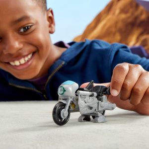 Transformers EarthSpark 1-Step Smash Changers Terran Thrash Action Figure