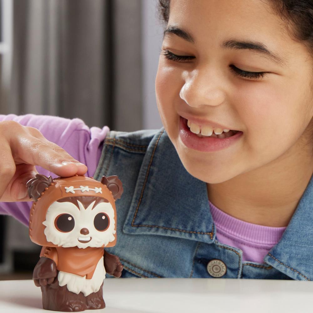 Star Wars Droidables Wicket 4 Electronic Figure - Image 2