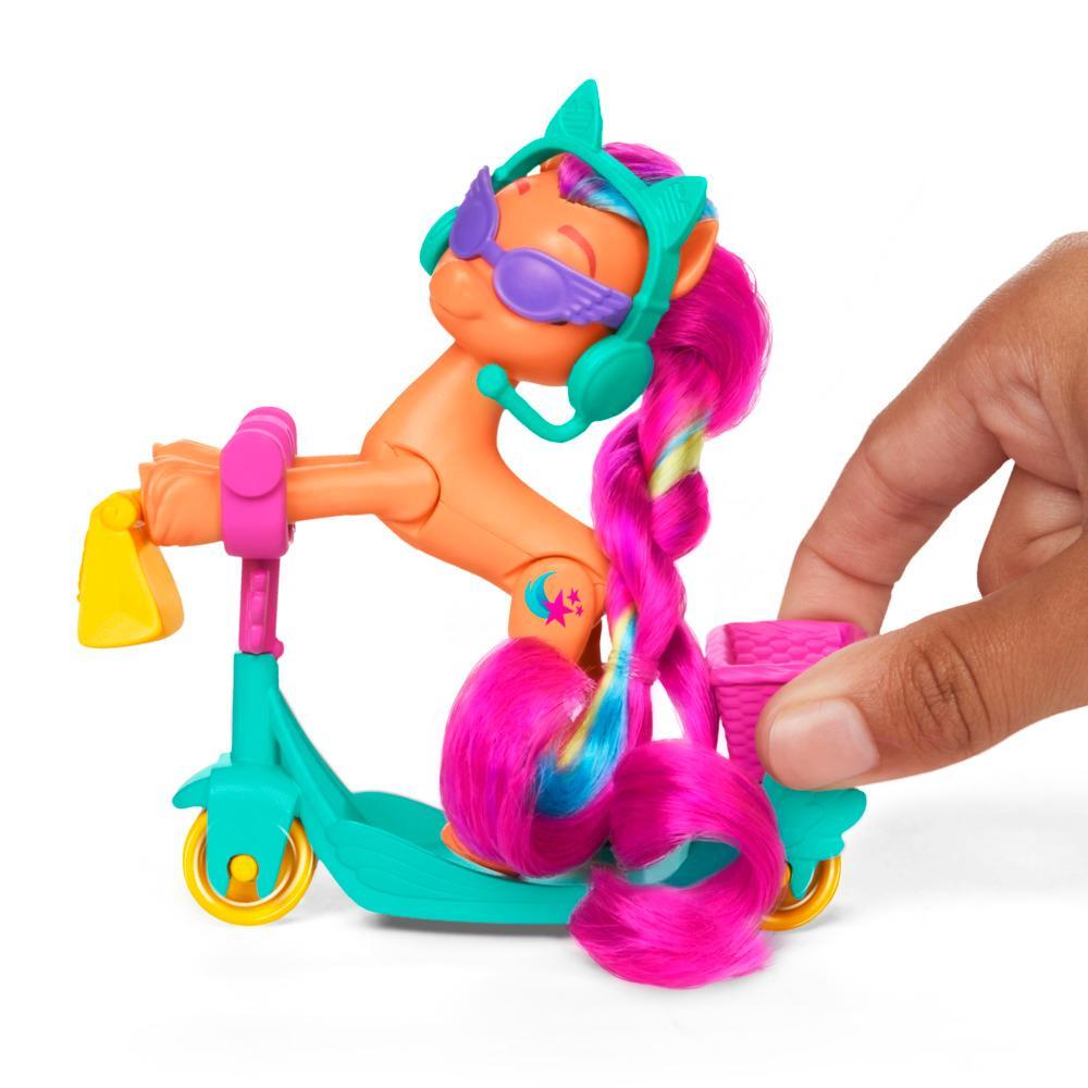 My Little Pony Tell Your Tale Rolling Scooter Suny Starscout 3 Toy for Kids Ages 3 - Image 5