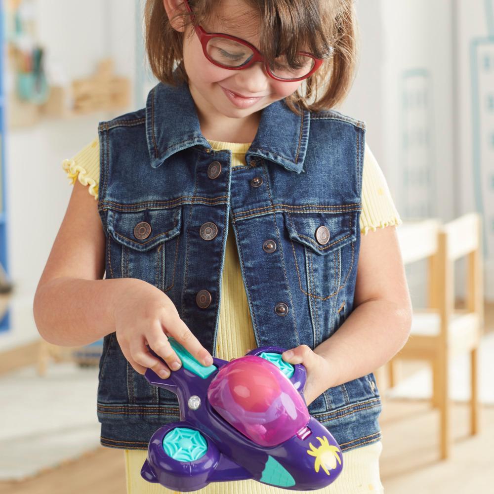 Marvel Spidey and His Amazing Friends Web-Spinners Ghost-Spider with Glide Spinner Toy Car - Image 2