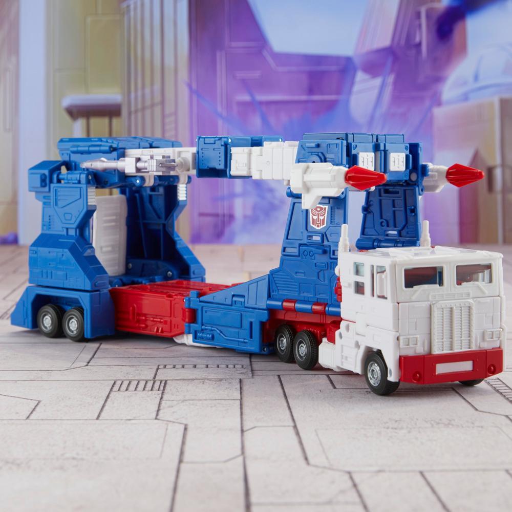 Transformers Studio Series Commander The Transformers The Movie 86-21 Ultra Magnus Converting Action Figure 95 - Image 5