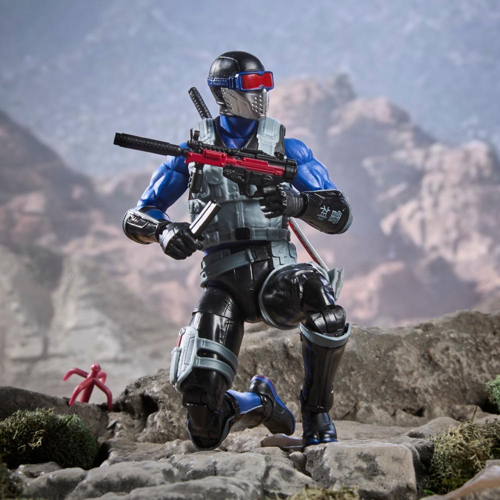 GI Joe Classified Series 165 Snake Eyes Action Figure - Image 3