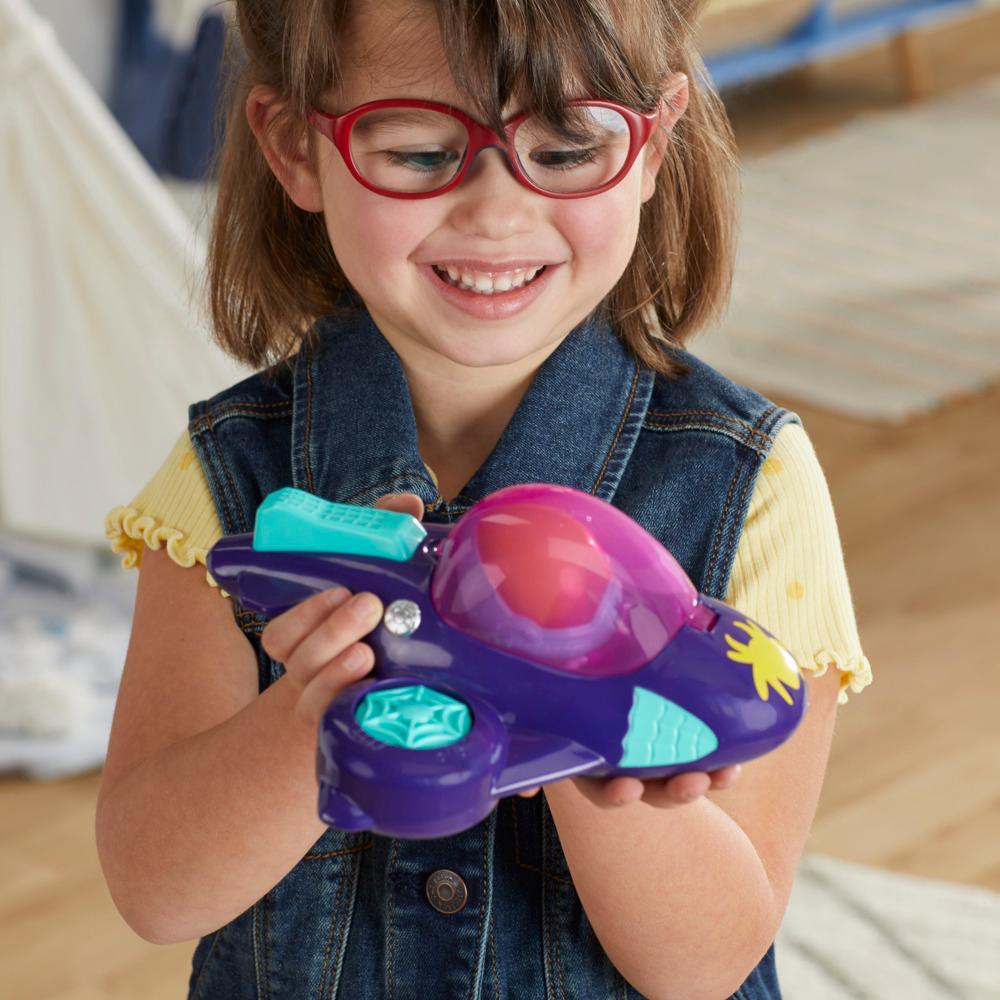 Marvel Spidey and His Amazing Friends Web-Spinners Ghost-Spider with Glide Spinner Toy Car - Image 9