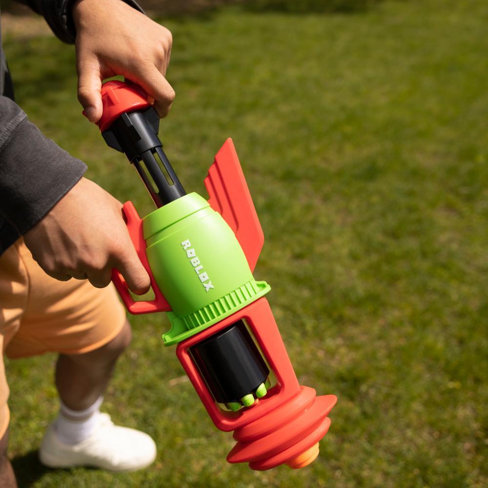 Nerf Roblox Build A Boat For Treasure Spacelock Ray Blaster Code to Redeem Exclusive Virtual Item 8 Darts - Image 2