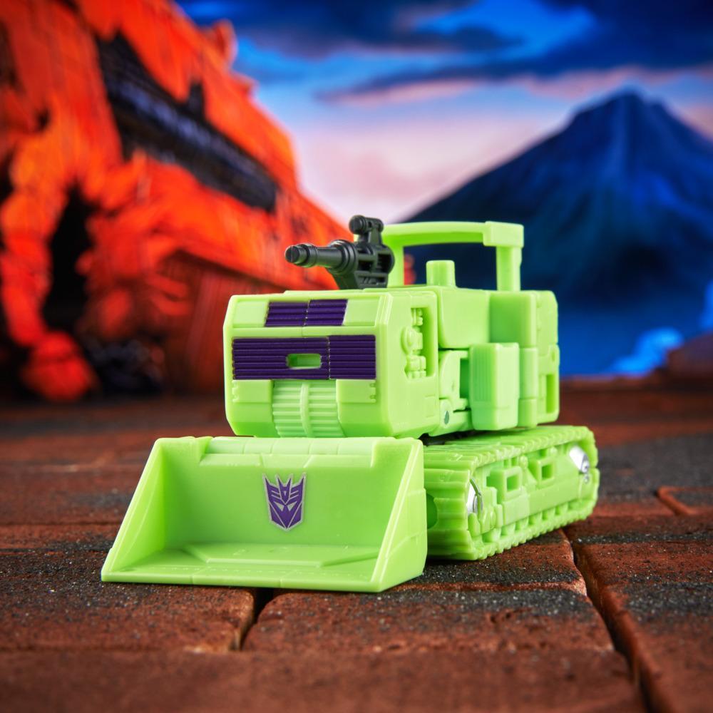 Transformers Studio Series Deluxe Class Transformers The Movie Bonecrusher 45 Action Figure 8 - Image 2
