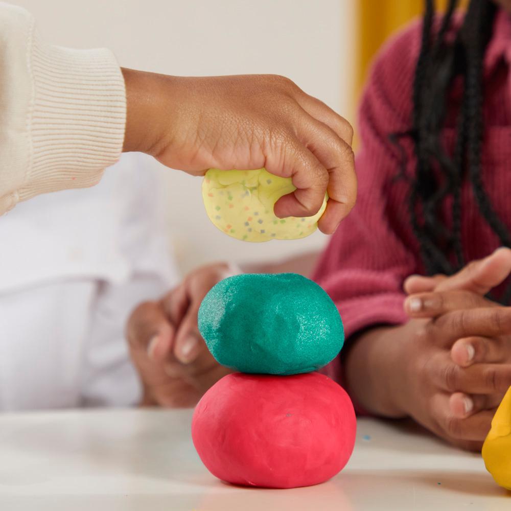 Play-Doh 12 Pack Assorted Celebration Compound Arts and Crafts Toys - Image 4